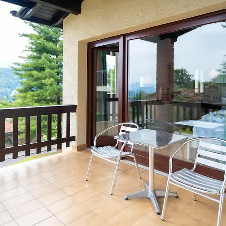 Centro Cadro Panoramica 公寓式酒店
